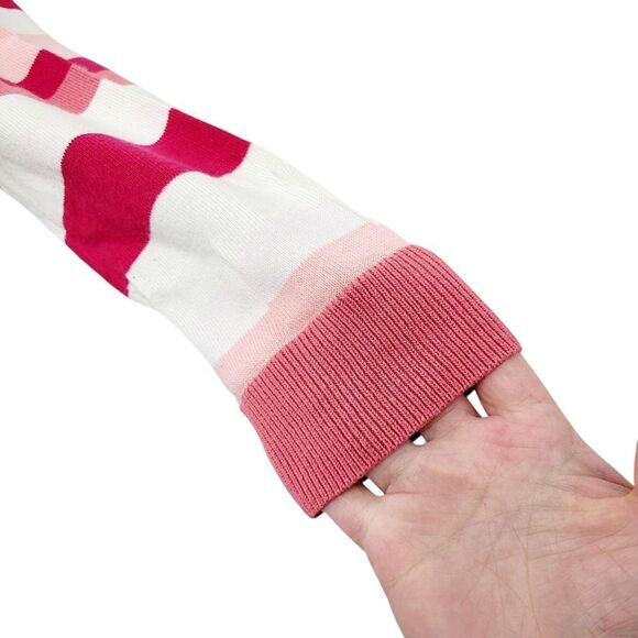 2/$20 Tommy Hilfiger White & Pink V Neck Sweater Top Blouse Size: Small - Picture 6 of 9